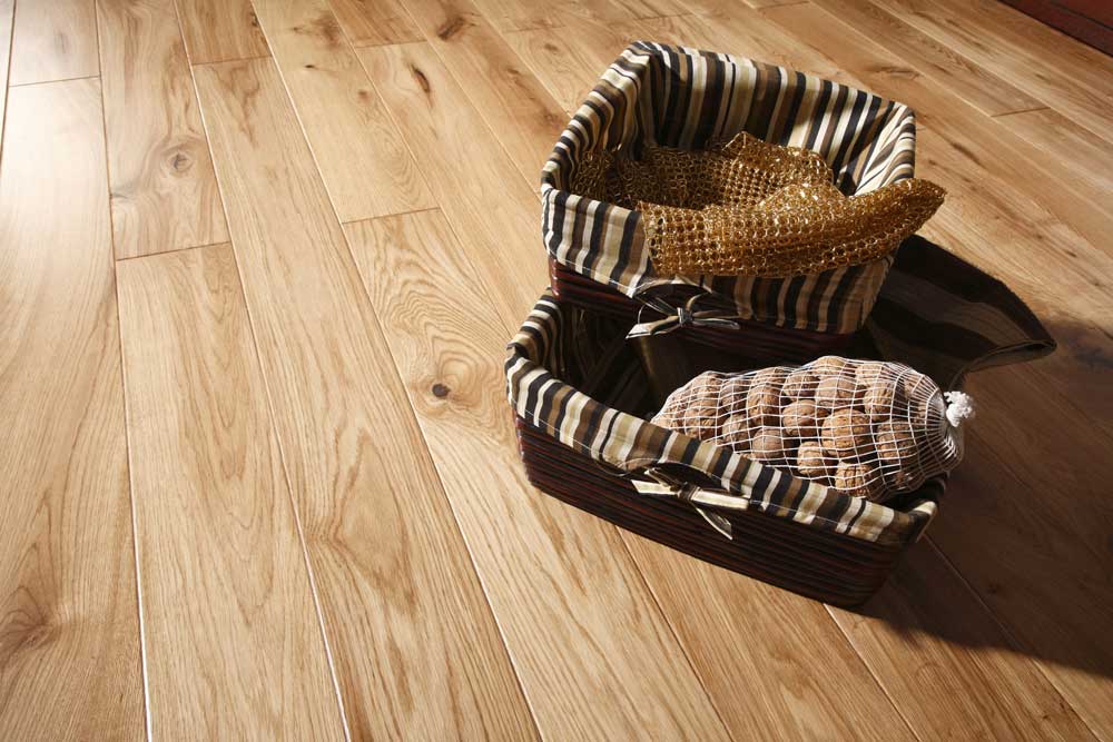 How Oak Flooring Adds Warmth and Sophistication to Any Space
