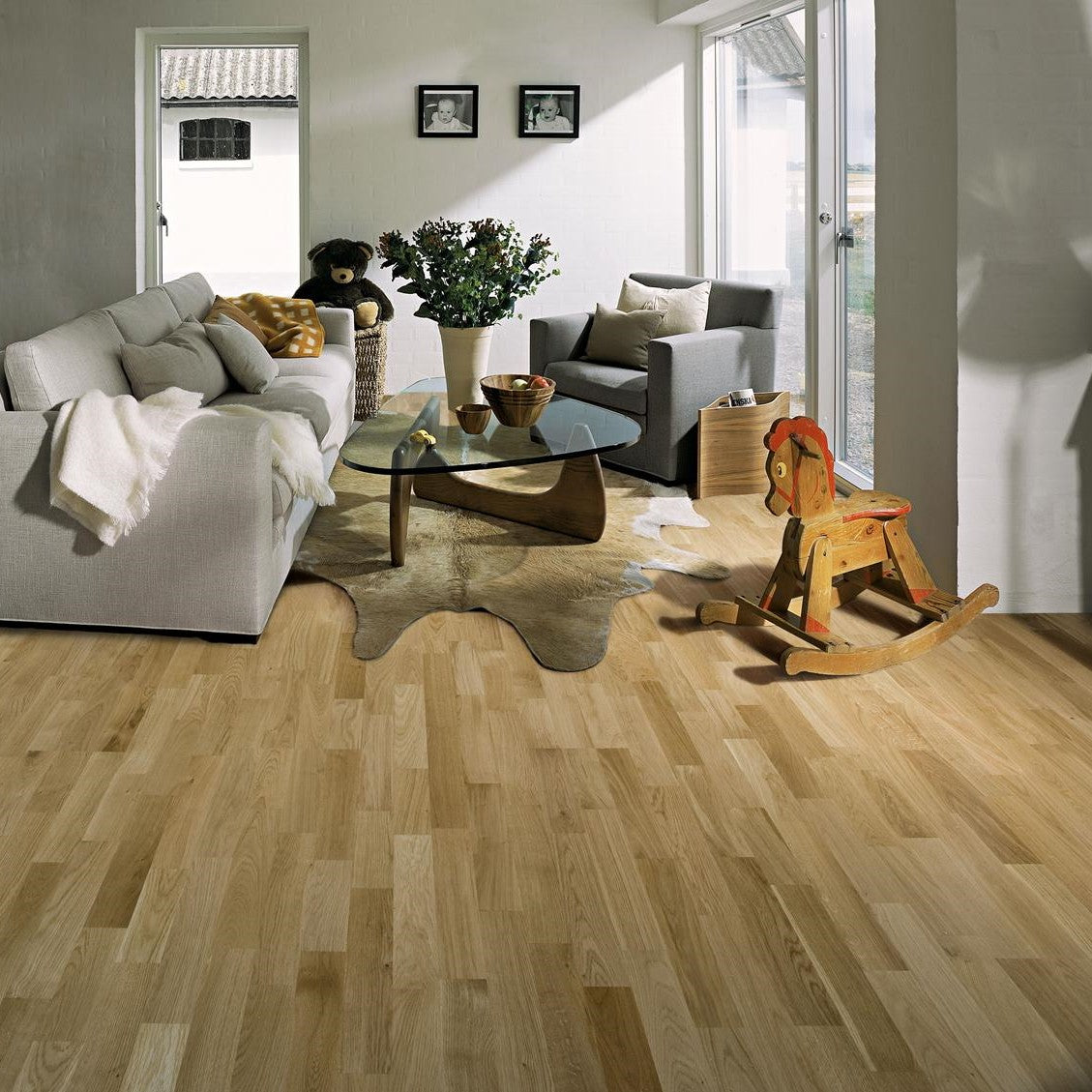 Kahrs Oak Lecco Satin Lacquer