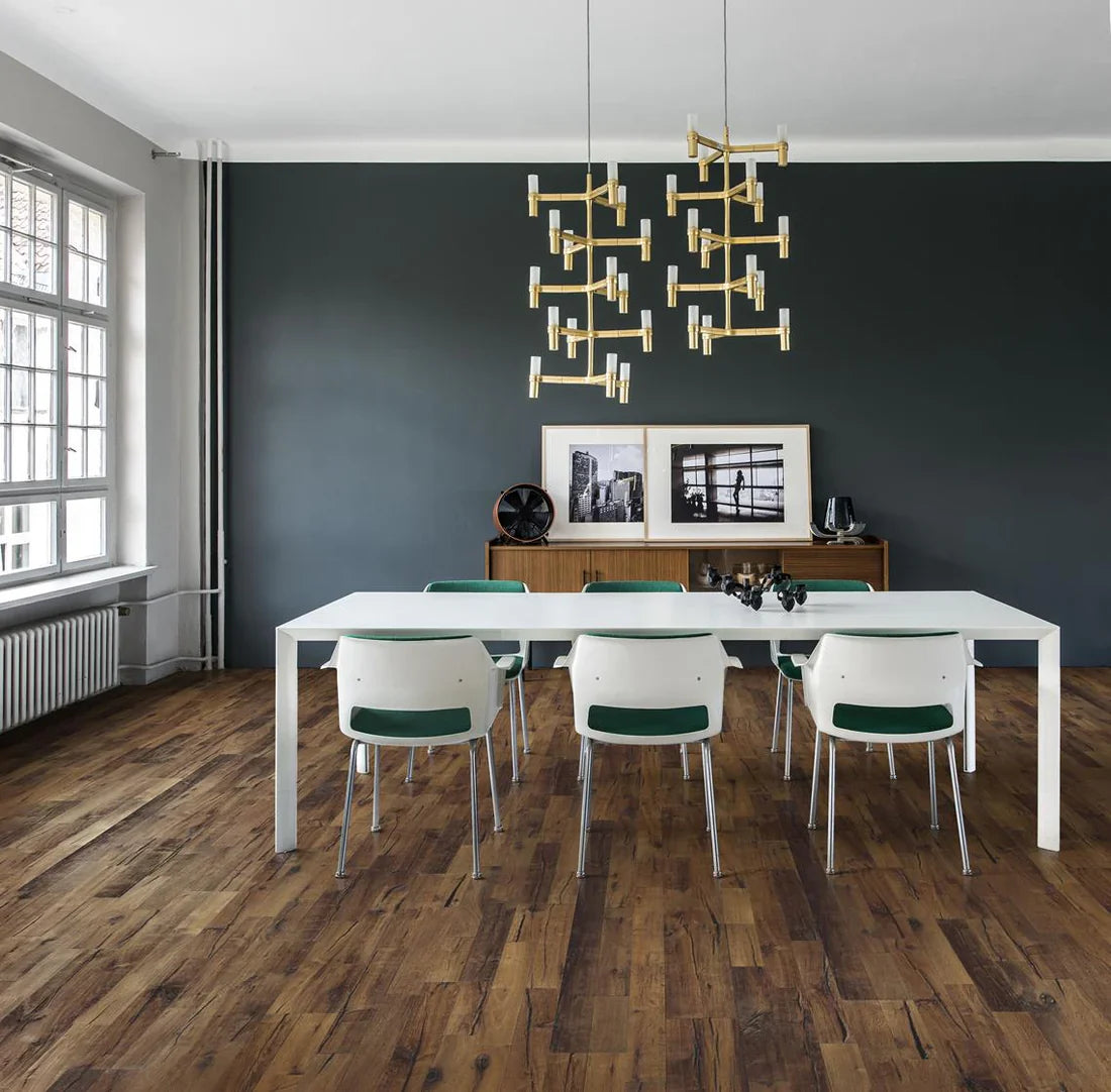 Oak Flooring vs. Ash Flooring: Which Is Better For Interiors?