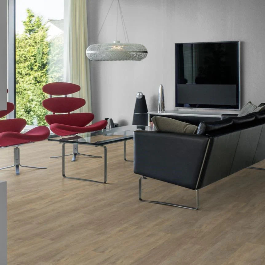 What Flooring Works Best in the UK’s Humid and Rainy Climate?
