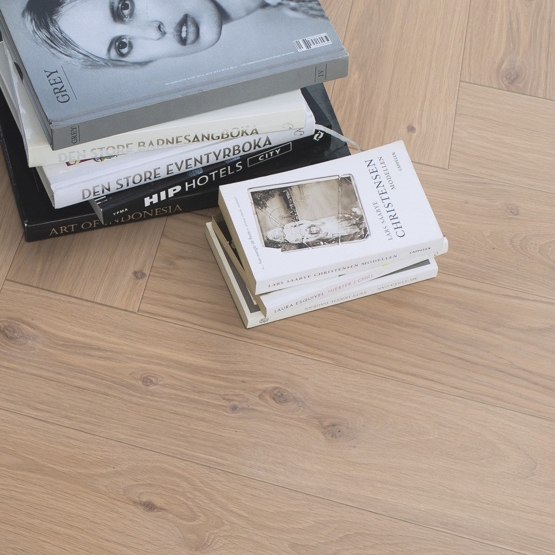 Boen Oak White Animoso 14mm Herringbone Click 138 - A & B planks - Natural White Oil - Brushed