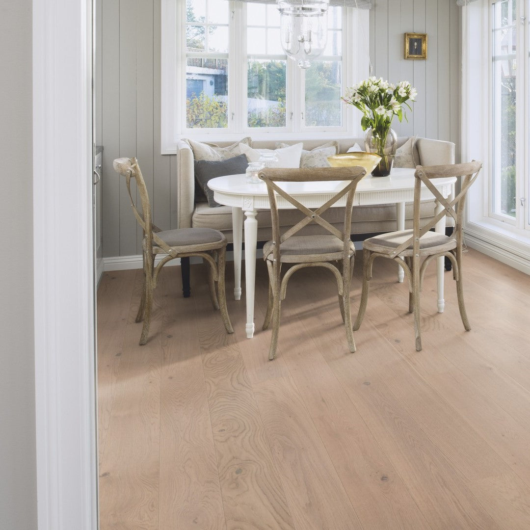 Boen Oak Fresh White Animoso Mix - 13.2mm Plank 181 - Matt Plus Lacquer - Brushed