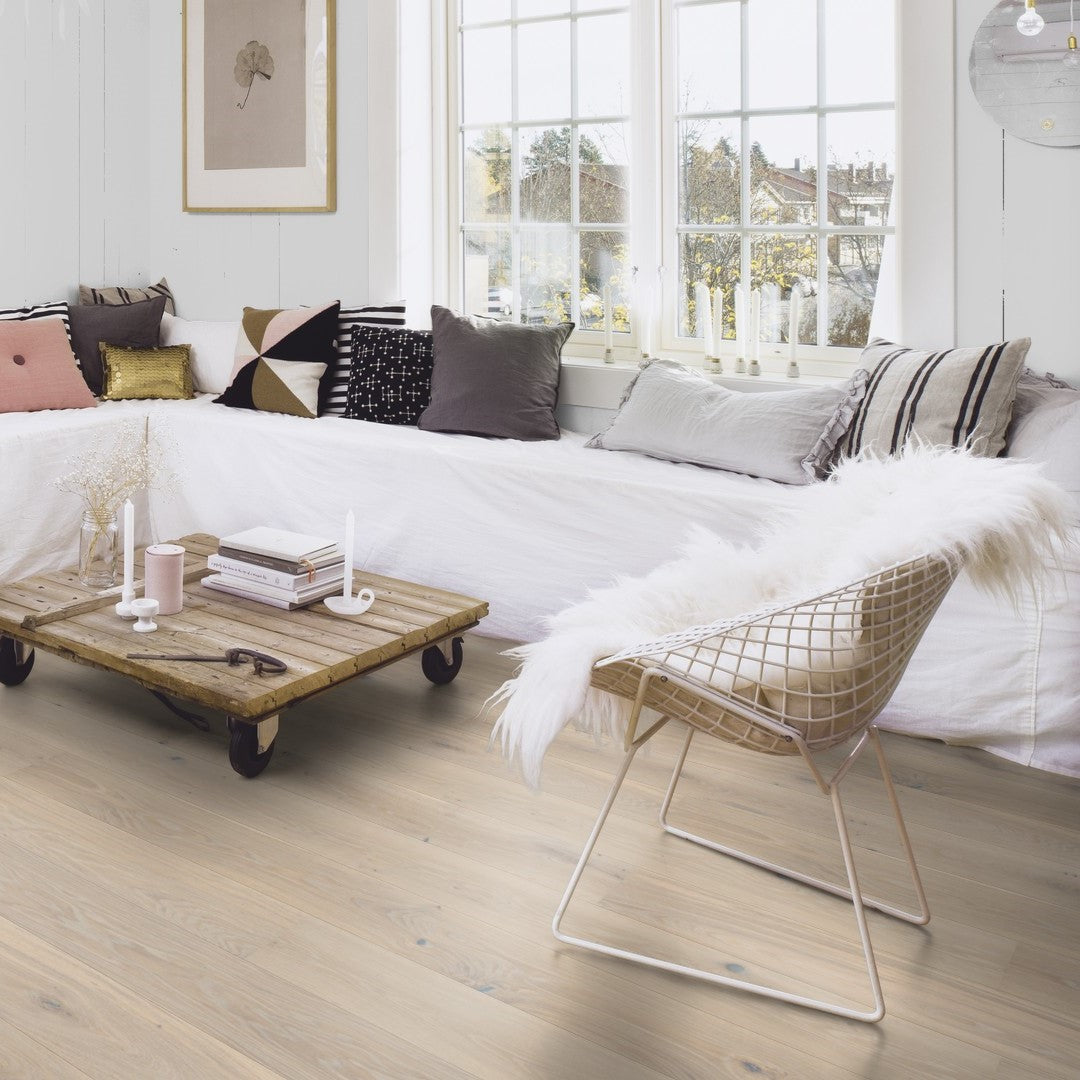 Boen Oak Pale White Vivo - 13.2mm Plank 181 - Live Pure - Brushed