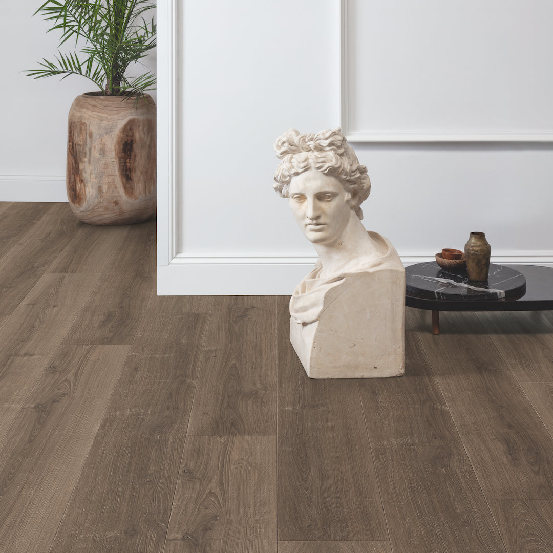 Quickstep Capture (Signature) Brushed Oak Brown - One Stop Flooring