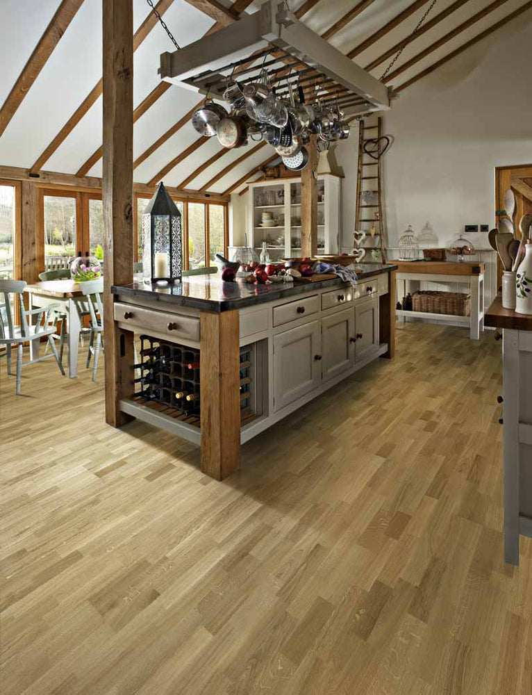 Kahrs Oak Vienna - Room Set
